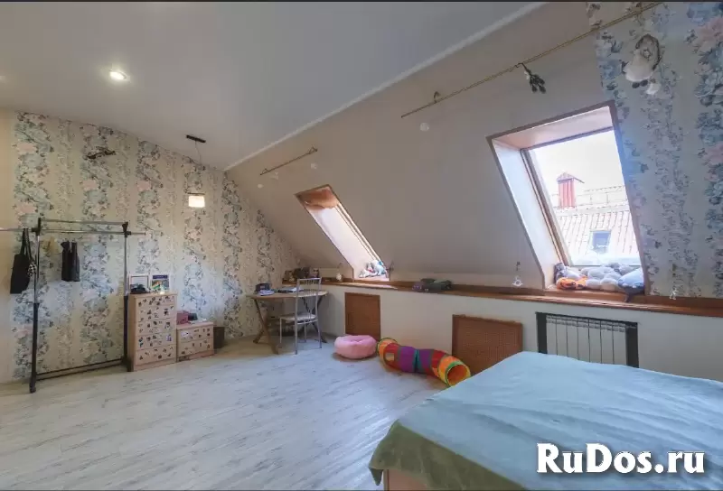 Коттедж 272 м² на участке 4 сот. изображение 7