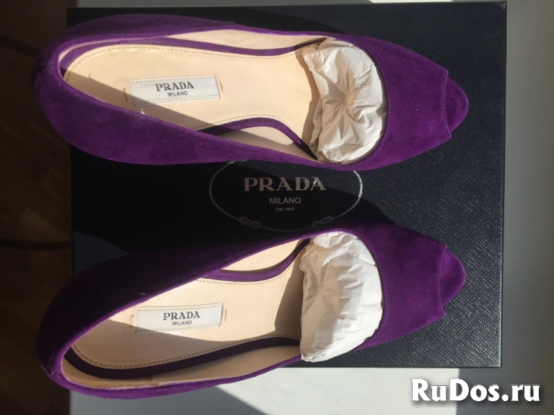 Туфли новые prada италия 39 размер замша сиреневые фиолетовые пла изображение 3