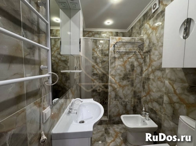 Продам 2 комнатную квартиру 57 м2 изображение 7