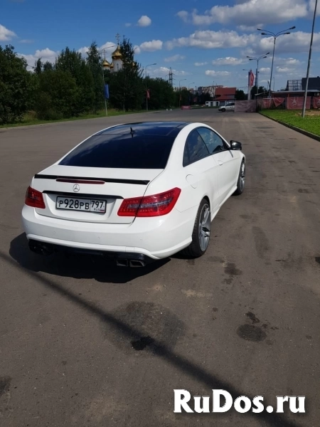 Продам Mercedes E300, 2012 г.в., 3,5 л изображение 3
