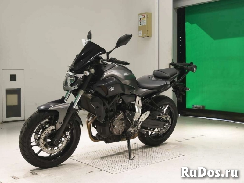 Мотоцикл naked bike Yamaha MT-07 ABS рама RM07J нэйкед байк изображение 5