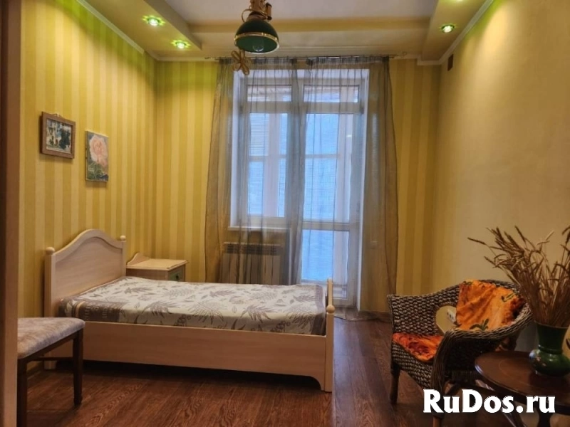 Продам 3 комнатную квартиру 200 м2 изображение 9