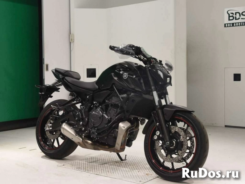 Мотоцикл naked bike Yamaha MT-07 рама RM33J нэйкед байк изображение 4