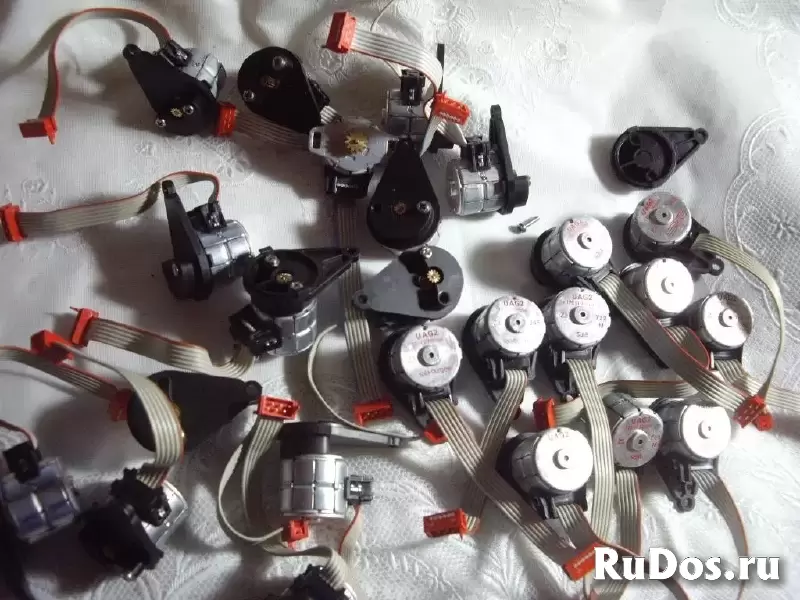 Моторчик шаговый 12 вольт фотка