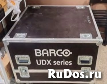 Проектор BARCO UDX 4K40 с объективом BARCO TLD + ULTRA LENS WUXGA фото