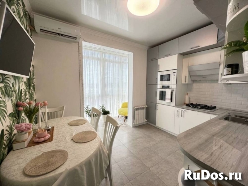 Продам 2 комнатную квартиру 57 м2 фото