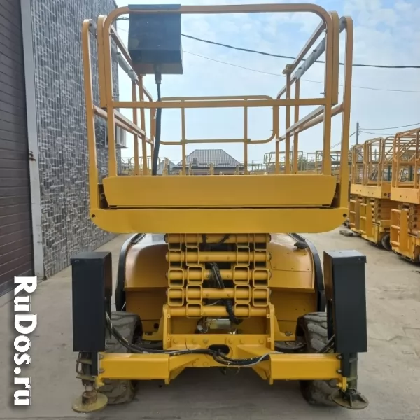 Купить строительные подъемники б/у - с НДС - Ножничный , коленчатый подъемник - Продажа изображение 5