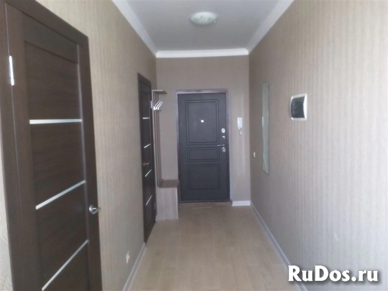 Продам 2 комнатную квартиру 64 м2 фото