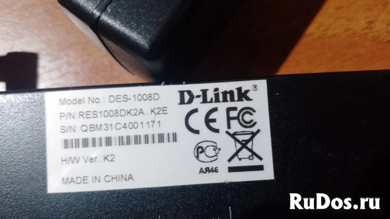 Коммутатор D-Link DES-1008D фотка