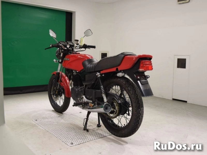 Мотоцикл дорожный Honda CB250RS рама MC02 классика изображение 6