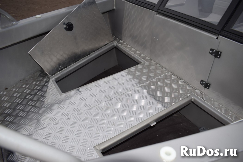 Купить лодку (катер) Неман-550 DC фотка