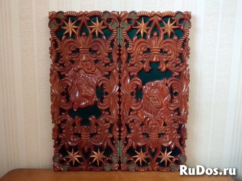 Нарды ручной работы из натурального дерева. изображение 3