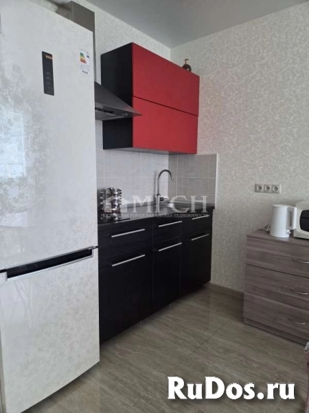 Продам 1 комнатную квартиру 50.7 м2 изображение 3