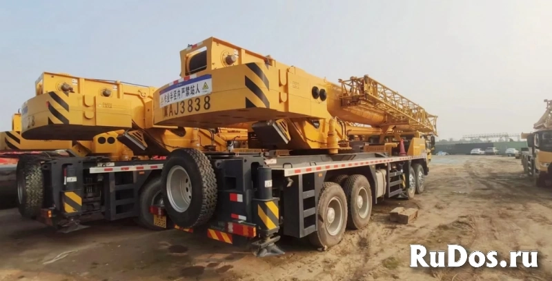 Официальный подержанный телескопический автокран XCMG QY55K5D изображение 5