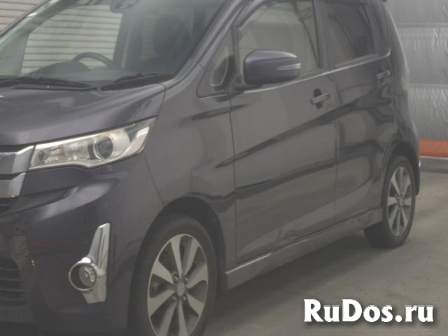 Хэтчбек турбо кей-кар Mitsubishi EK Custom кузов B11W изображение 3