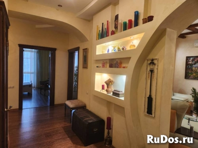 Продам 3 комнатную квартиру 200 м2 изображение 7