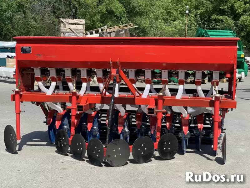 Сеялка зерновая 2BXF навесная изображение 5
