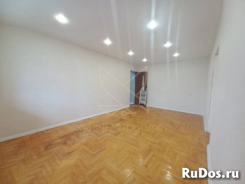 Продам 2 комнатную квартиру 43 м2 изображение 3