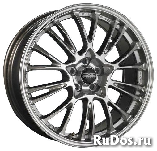 Колесный диск OZ Racing Botticelli III 10.5x19/5x120 ET25 Silver фото