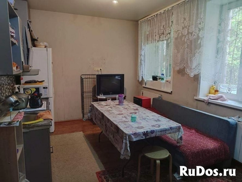 Продам 2 комнатную квартиру 121.8 м2 изображение 8