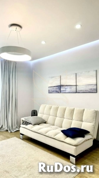 Продам 2 комнатную квартиру 84 м2 изображение 3