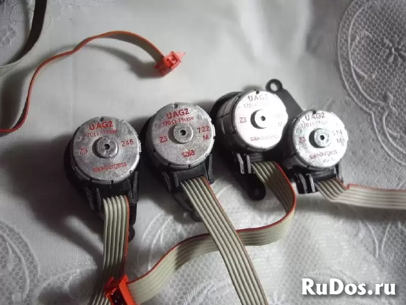 Моторчик шаговый 12 вольт изображение 9