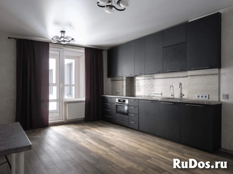 Продам 1 комнатную квартиру 63 м2 фото
