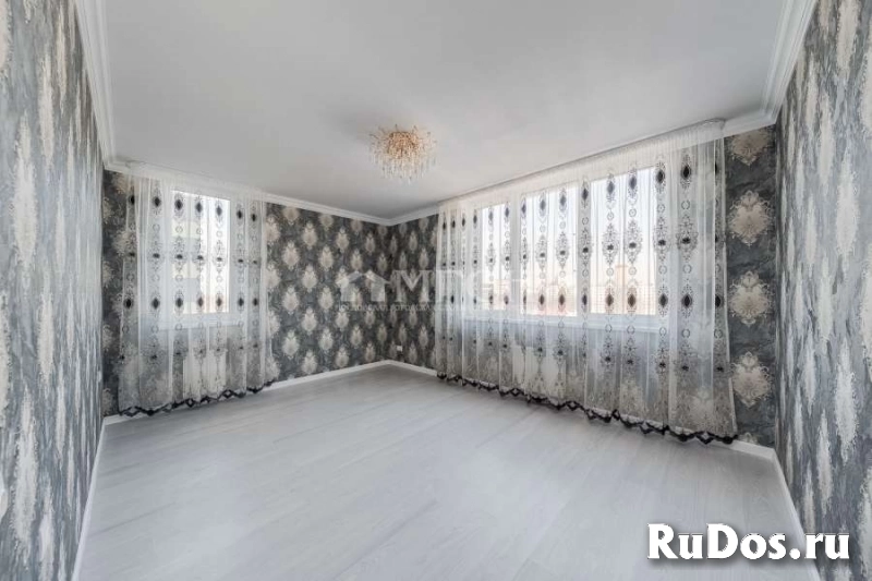 Продам 2 комнатную квартиру 63.3 м2 фотка
