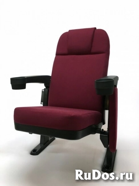 ALINA CTC-6601 Кресло кинотеатральное, мягкое откидное сиденье, подлокотники оснащены подстаканниками, прочные стальные ножки, спинка подвижная фото
