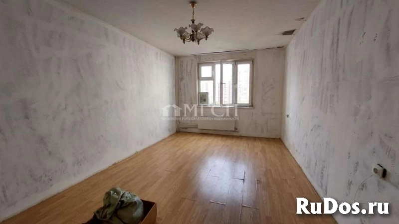 Продам 2 комнатную квартиру 61.4 м2 изображение 4