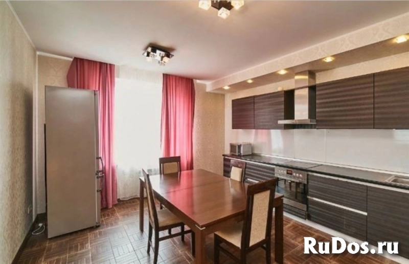 Сдам 2 комнатную квартиру 154 м2 изображение 4