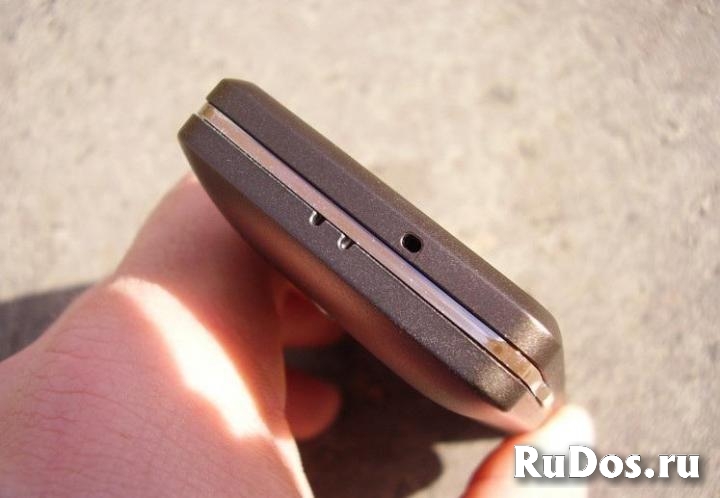 Новый Sony Ericsson K770i (оригинал,комплект изображение 4