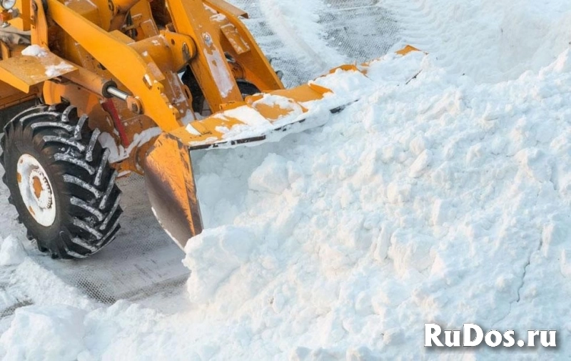 Услуга уборки снега фото