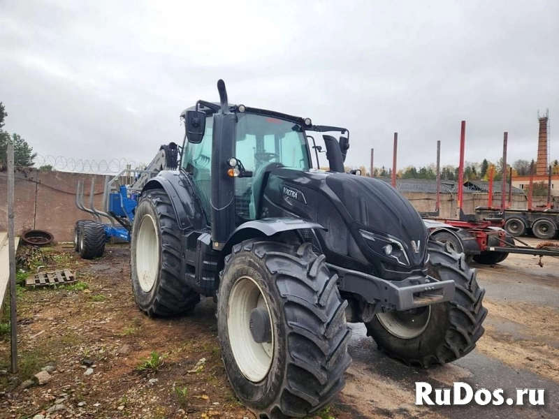 Трактор Valtra 194, 2022 г., 6900 м/ч, как новый фото