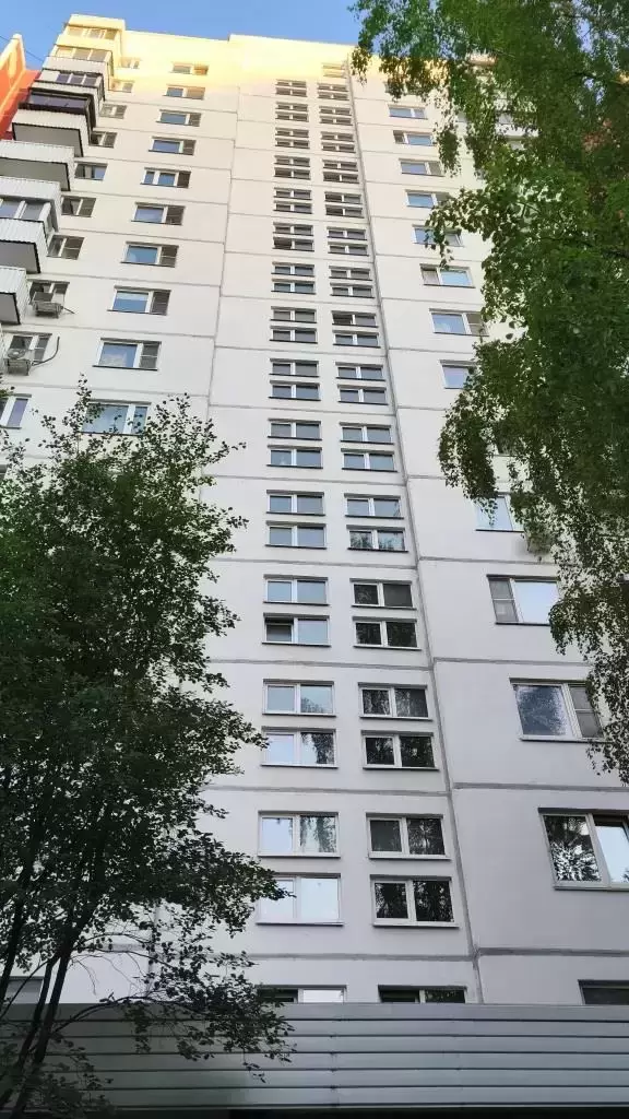 Продам квартиру возле метро картинка из объявления
