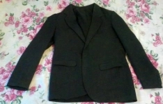 Пиджак мужской тёмно-серый стильный 48 размер состояние нового картинка из объявления