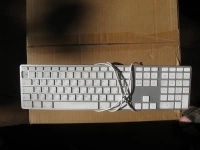 Клавиатура Apple MB110 Wired Keyboard White USB   б/у картинка из объявления