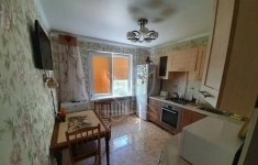 Продам 2 комнатную квартиру 46 м2 картинка из объявления