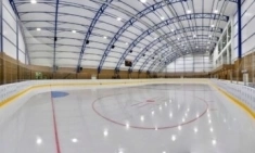 Ледовая арена «Снежный Барс» в объявлении 1 фото Ледовая арена «Снежный Барс» картинка из объявления