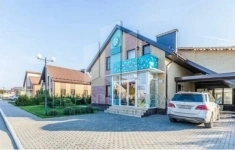 Продам коммерческую недвижимость 368 м2 картинка из объявления