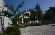 Продам коттедж 350 м2 в объявлении 10 фото Продам коттедж 350 м2 картинка из объявления