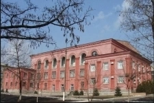 Здание дворца культуры 3750 м.кв.Зугрес картинка из объявления