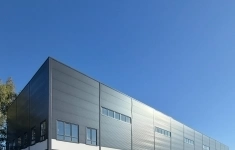 Продам коммерческую недвижимость 1396 м2 картинка из объявления