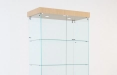 Витрина стеклянная quot;истраquot; №1 (с дверками, задняя стенка - стекло), Бук Бавария картинка из объявления