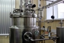 РЕАКТОРЫ до 50 000 л.; под давлением/вакуумом, стерилизаторы картинка из объявления