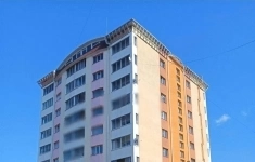 Продам 4 комнатную квартиру 135.4 м2 картинка из объявления