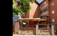 Продам коммерческую недвижимость 1012 м2 картинка из объявления