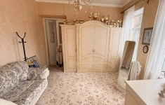 Продам коммерческую недвижимость 303 м2 картинка из объявления