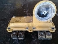 ПОВОРОТНЫЙ ВАЛ И КРЫШКА С БАЗОЙ МАСЛЯНОГО ФИЛЬТРА ДЛЯ ДВИГАТЕЛЯ CATERPILLAR C7 картинка из объявления