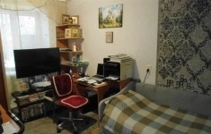 Продам 3 комнатную квартиру 50 м2 картинка из объявления